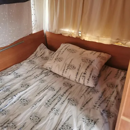 مكان تخييم Camperliepaja Close By The لييبايا